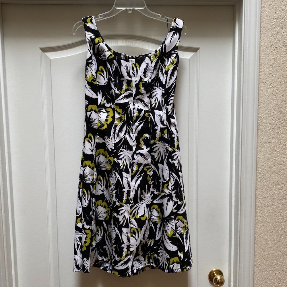 Ronni Nicole Sundress